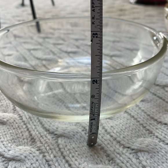 VTG Pyrex 019 20oz casserole dishes w side handles. Lot of 4. No chips or cracks - Picture 8 of 9